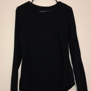 Old navy long sleeve t-shirt